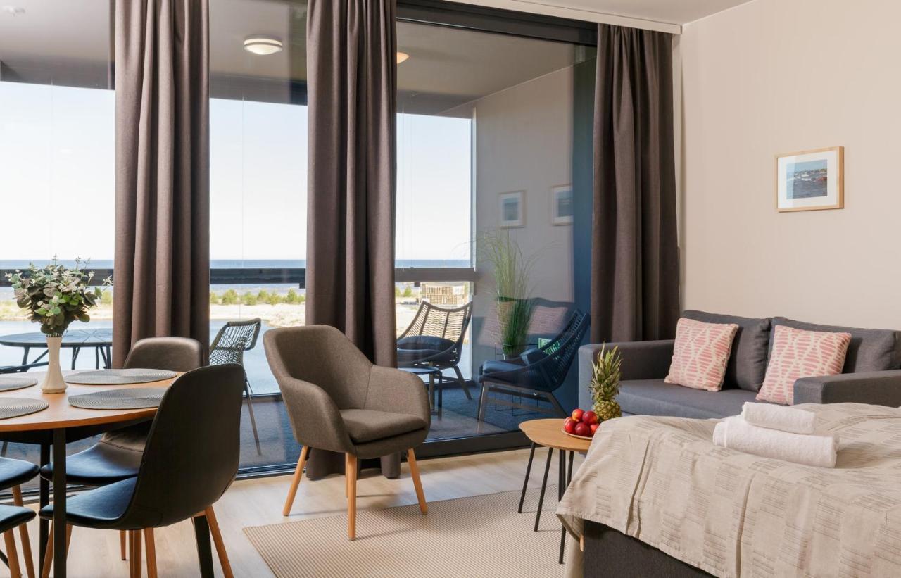 Marina Chalets Studios By Hiekka Booking - Sisaeltaeae Liinavaatteet Ja Loppusiivouksen Калайоки Номер фото
